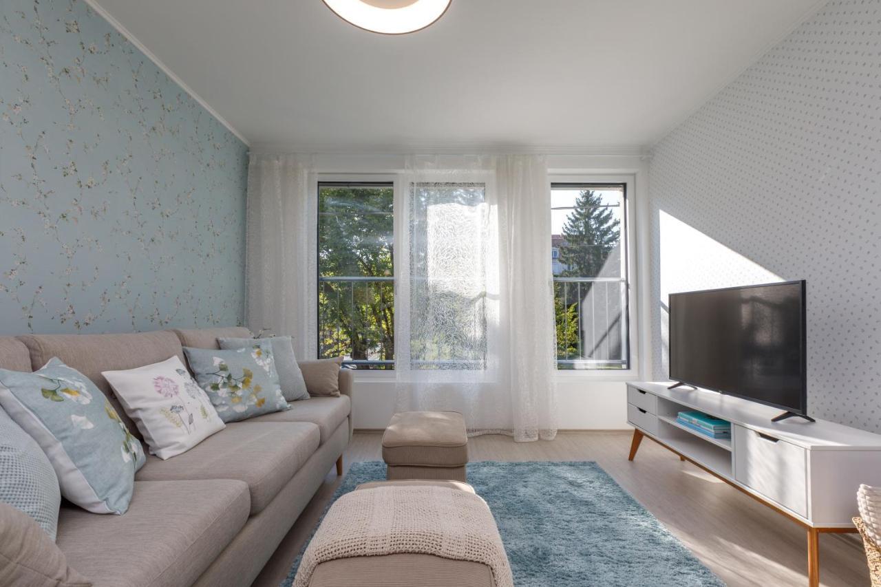 Veronikapartman - Brand New & Cozy - With Underground Garage Heviz Exterior photo